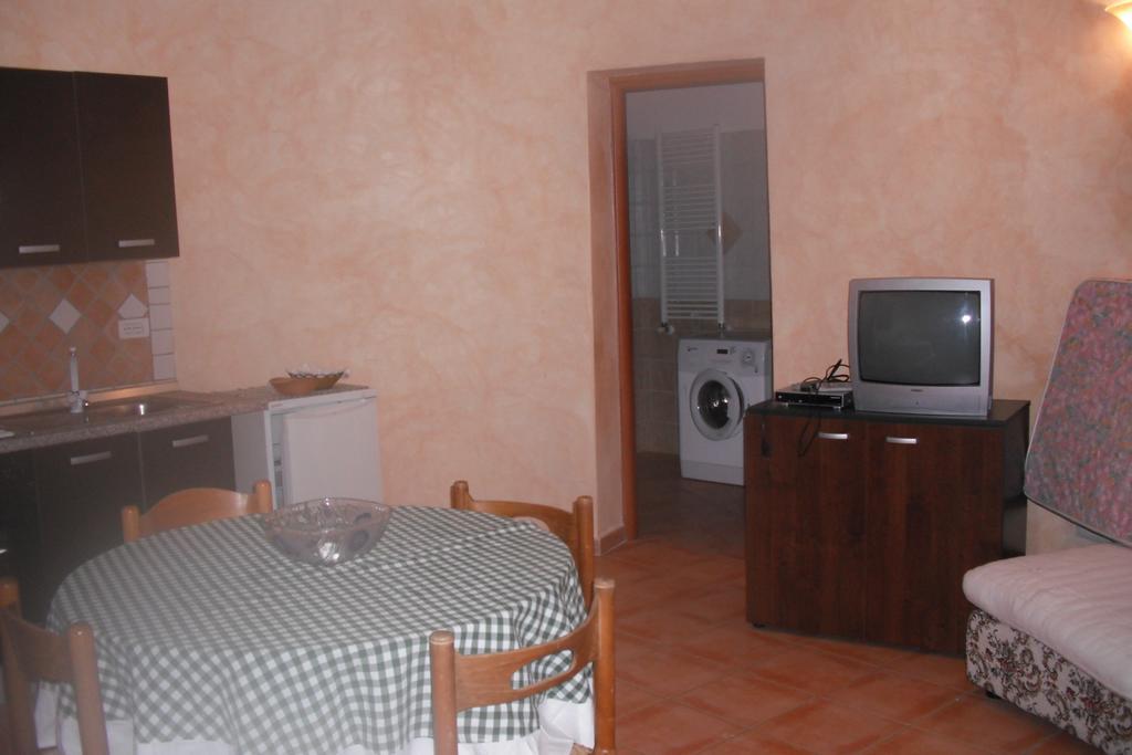 Azienda Multifunzionale S'Ozastro Marinella  Pokoj fotografie